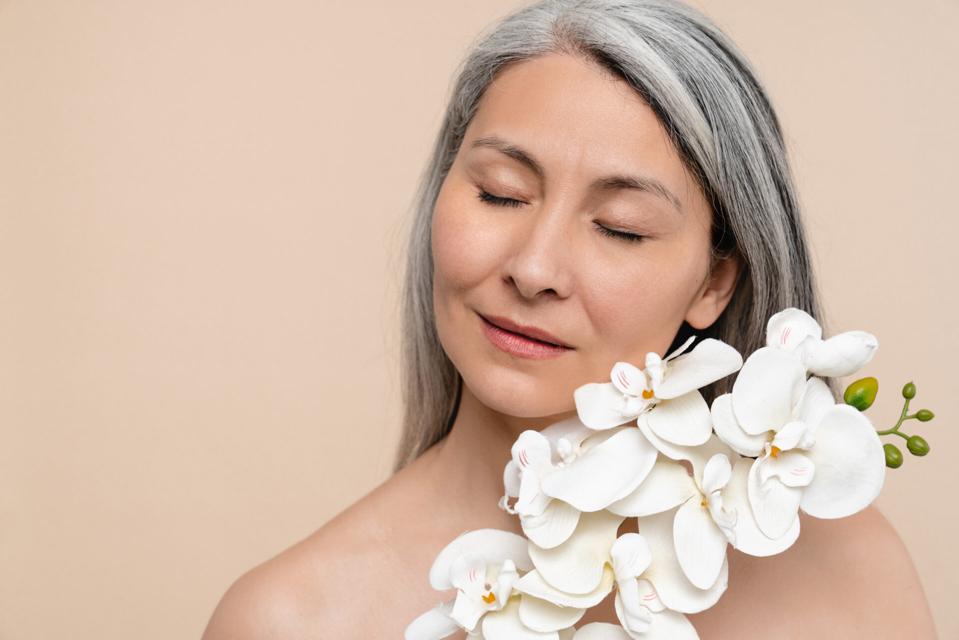 NMN and its Potential: Understanding The Anti-Aging Breakthrough